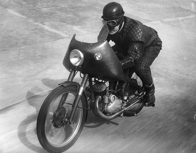 Monneret 1951 Puch solo618
