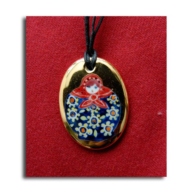 pendentif-porcelaine-babouchka.jpg