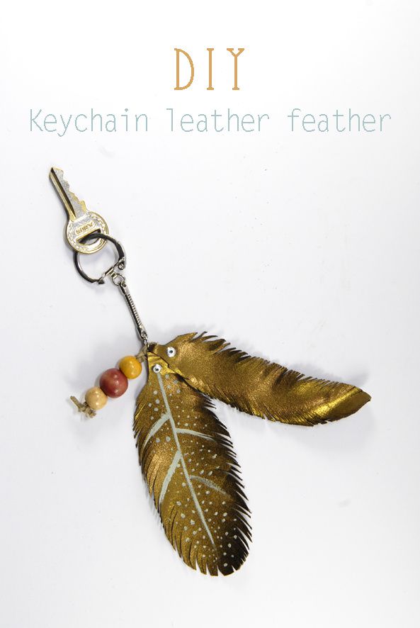 DIY-Keychain-leather-feather-2.jpg