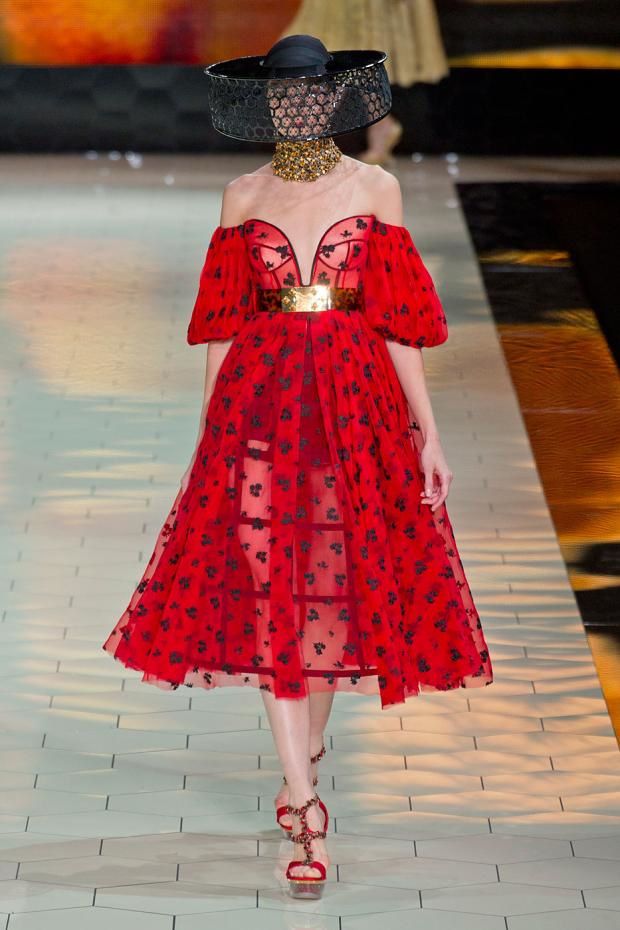 alexander-mcqueen-spring-summer-2013-pfw45--1-.jpg