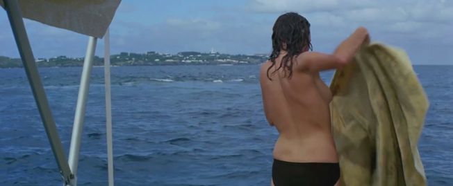 Jacqueline Bisset dans The Deep