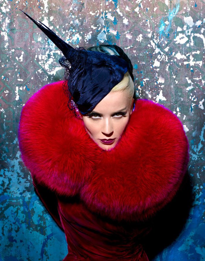 Daphne-Guinness-by-Markus---Indrani-for-Muse-Magazine-1.jpg