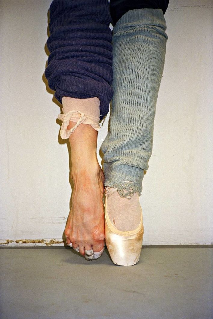 Henry-LEUTWYLER---Behind-the-Curtain-at-the-New-Yo-copie-1.jpg