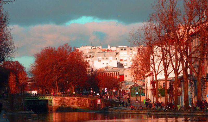 Canal-St-Martin-en-feu.jpg