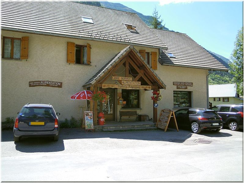 Alimentation-La-chapelle-en-Valgo.jpg