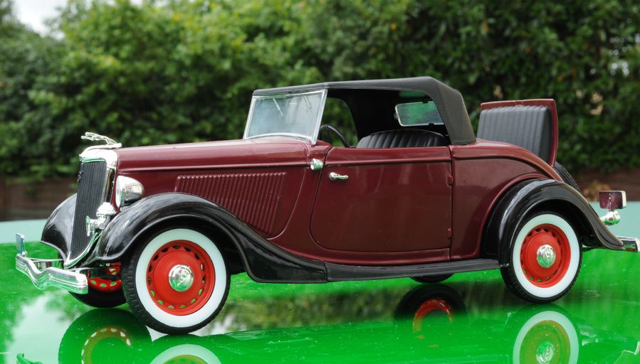 FORD ROADSTER 1934 CABRIOLET SOLIDO - 30