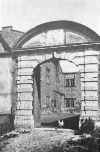portail-chateau.jpg