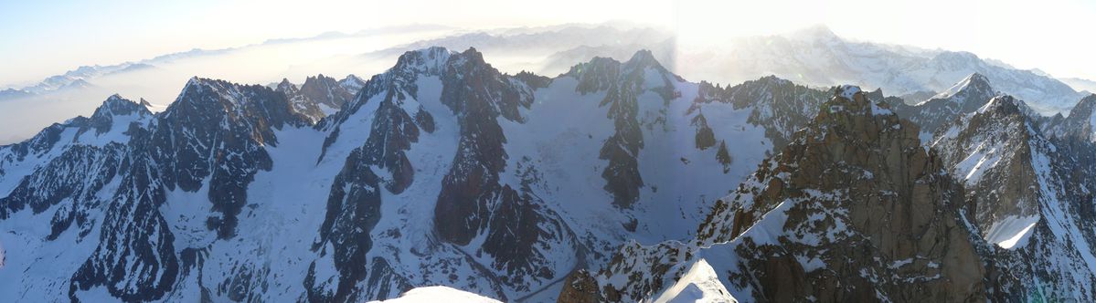 P1000433-2 panoram sommet verte bassin d'argentiere