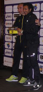 Migidio Bourifa con l'Italiano Giovanni Gualdi, alla presentazione dei Top Runner al MH Villa Carpegna Roma. Foto di Maurizio Crispi