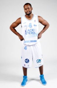 Michael Mokongo sous les couleurs de la Chorale Roanne