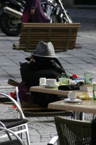 025-La-pause-caf-.jpg