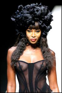 naomi-campbell-nipples-see-through-runway-03.jpg