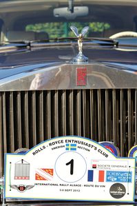 bugattirrecrollsroycebentley2012-036.JPG