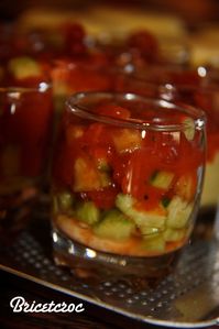 Concombre, tomates, crevettes