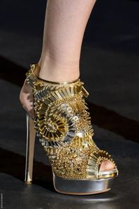 catwalk-spring-summer-2013-footwear-trends-the-shoe-consult