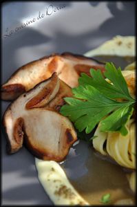 Tagliatelles-aux-courgettes-et-oignons-2a.jpg