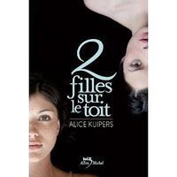2 filles sur le toit