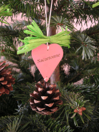 Suspension-pomme-de-pin.gif