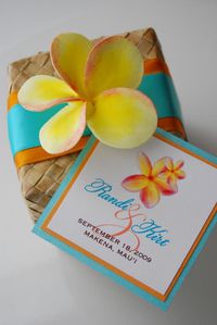 boite-dragee-fleur-tropicale