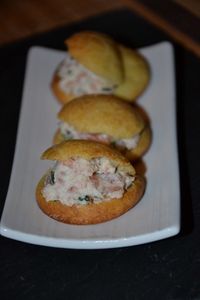 Mini choux saumon ricotta
