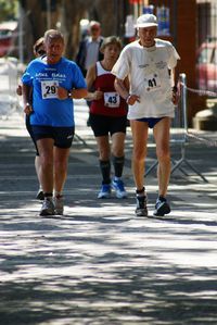 8 ore termitana - un gruppo di runner