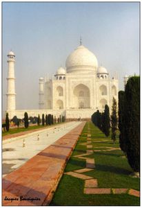 Agra-Taj-Mahal-02b.jpg