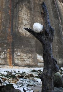 cairn----kern-du-gobeur--Seine-Maritime---Installation--Lev.jpg