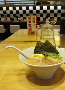 ippudo-guangzhou-japanese-noodle-main dish
