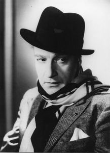 sacha-guitry.jpg