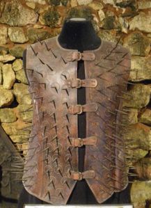 08-Corset-de-geolier.jpg