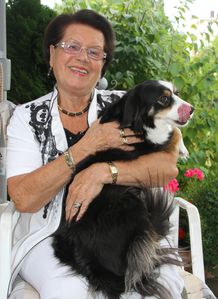 DuerrSieglinde80-mit-Hund.jpg