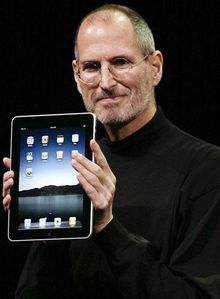 Steve_Jobs_iPad2.jpg