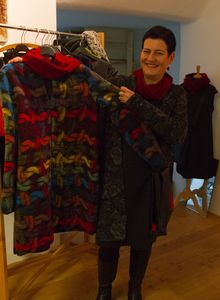 ausstellung Maseizik Schwerdt Wollkleid 1