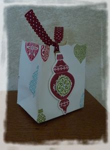 boite petit caprice ornament keepsakes