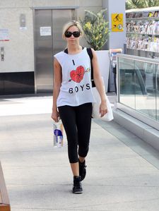 Hellcat-Ashley-Tisdale-Leaving-Gym-West-Hollywood-h_6gsZ0eo.jpg