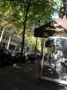 Ave V Hugo - Bar Le Poète (ratée)