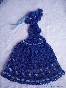 dame-bleue-lady-crinoline-deco-crochet