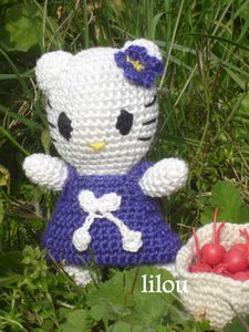 Hello Kitty aux cerises 2