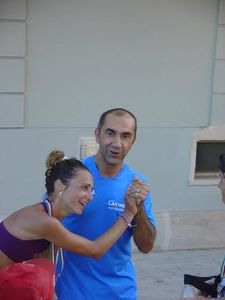 Maratona alla Fidippide 2014 (7^ ed.). Il racconto di Eleonora Suizzo: La Fidippide? Un appuntamento immancabile con il mio mare e il mio faro e, come sempre, con la corsa che mi dà tanto