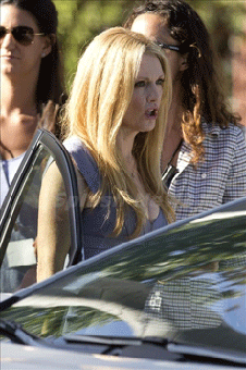 Julianne-Moore---Maps-to-the-stars.gif