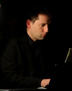 GymnasiumAdventskonzert 06 Vocalensemble Q11Q12 05 Wolfgan