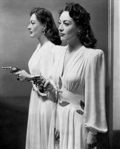 le-roman-de-Mildred-Pierce---Joan-Crawford-5.jpg