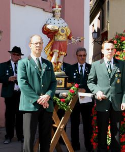 VitusfestSonntag 03 b Prozession Rueckweg vor Kir-Kopie-1