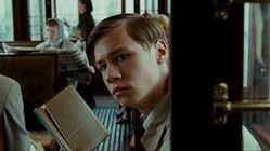 The-Reader---David-Kross--copie-1.jpg