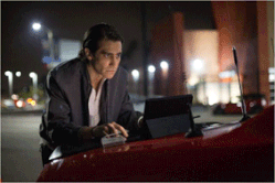 Jake-Gyllenhaal---Night-Call.gif