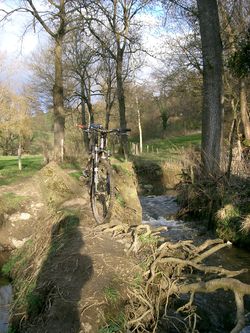 PAR-MONTS-ET-PAR-VEAUCHE-2010-012.jpg