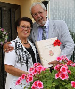 DuerrSieglinde80-mit-Buergermeister1.jpg