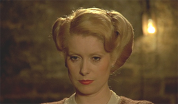 Le-dernier-metro---Catherine-Deneuve-4.png