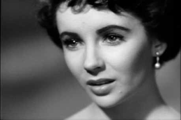Une-place-au-soleil---Elizabeth-Taylor-.gif