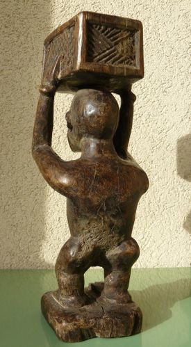 porteur-caravane-congo
